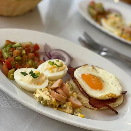 Hotel Kirowy Gosciniec *