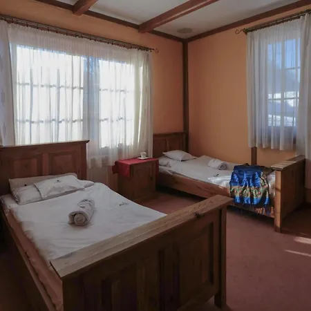 Hotel Kirowy