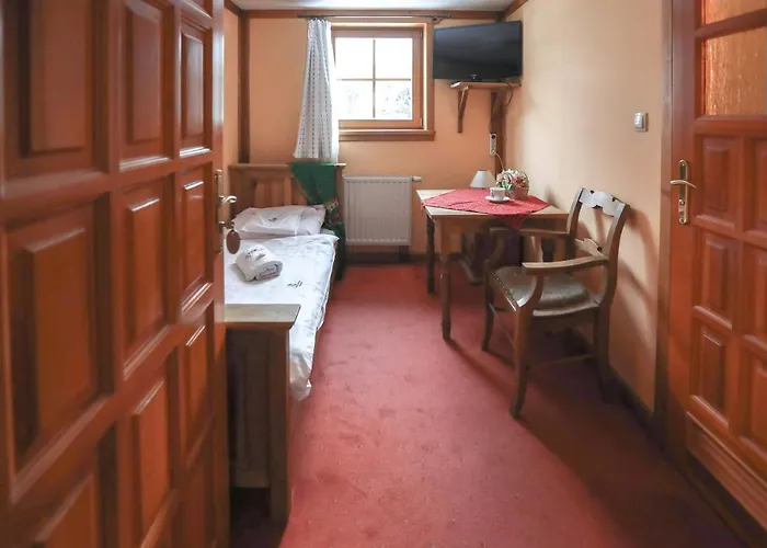 Kirowy Gosciniec Szálloda