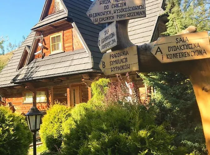 Kirowy Gosciniec Hotel *